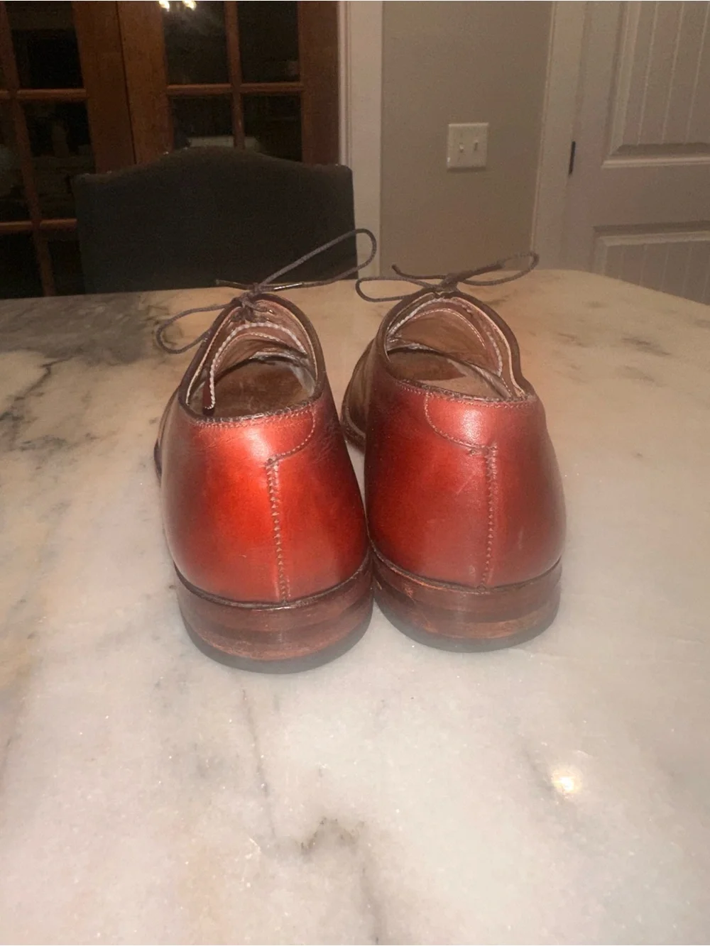 Brooks Brothers Size 9 Men's Leather Cap-Toe Oxfords